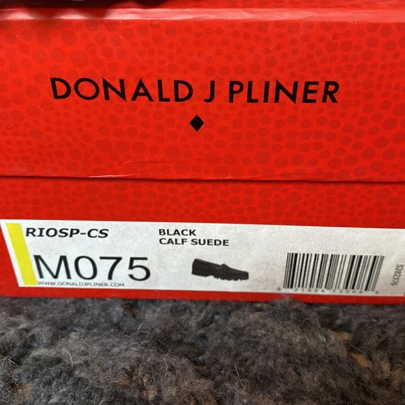 Donald J Pliner black suede loafers size 7.5 - Picture 6 of 6